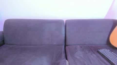 henrik_senn online show from July 5, 12:03 am
