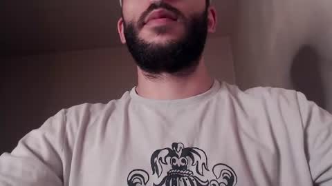 HenryAxe online show from August 9, 2:33 pm