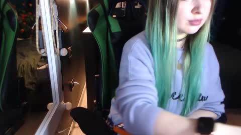 Hentaishiing online show from November 26, 10:39 pm