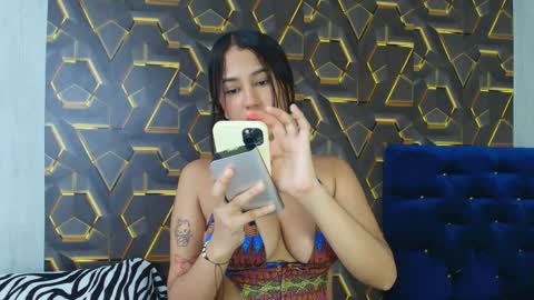 HERA online show from April 28, 2:27 am