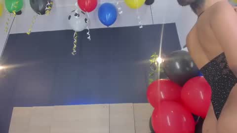 hermione_brown online show from June 15, 1:03 pm