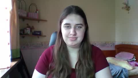 hess_luna_ online show from November 19, 10:14 am