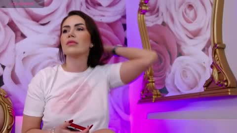 Hessy online show from April 30, 3:17 pm