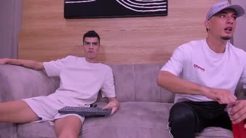 heteros men online show from June 30, 2:33 am
