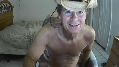 hewes1 online show from February 24, 9:32 am