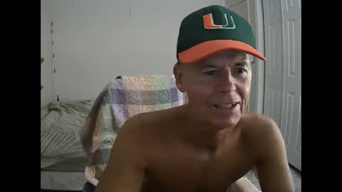 hewes1 online show from September 20, 11:30 pm