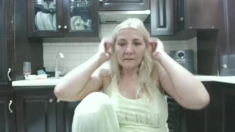 Heyheygrey online show from June 19, 3:18 pm