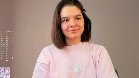 Laura online show from May 2, 2:17 am