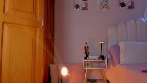 Martina Ricci Show schedule Monday to Friday 8am colombia time I work some weekends  online show from December 17, 1:51 pm