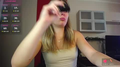 Lina online show from March 6, 10:03 am