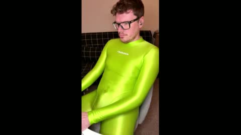 Snapshot of higher_lycra chatting on February 28, 2:42 am higher_lycra online show from February 28, 2:42 am