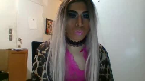 hihheelstranny online show from February 22, 8:51 am