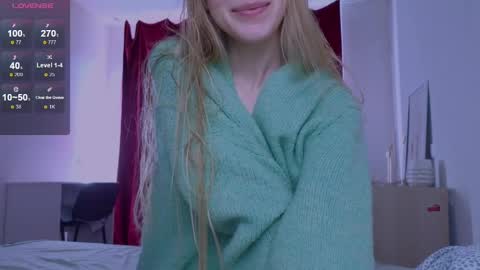 Chloe online show from April 1, 5:52 am