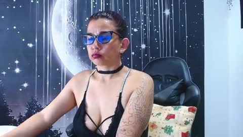 hikaryfire online show from May 1, 9:09 pm