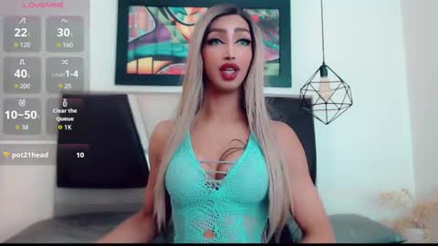 Hilary Avilan online show from January 10, 7:41 pm