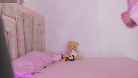 LUNA new account  FOLLOW ME online show from June 15, 2:25 am