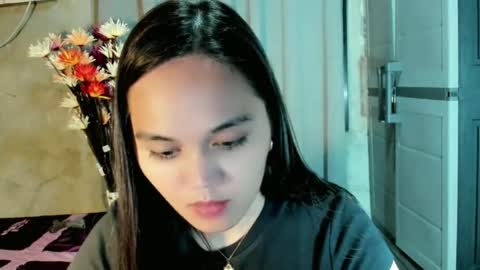 hilarymolly online show from July 3, 3:33 am