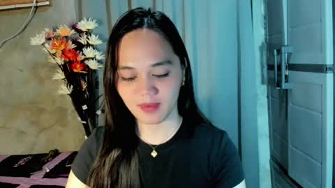 hilarymolly online show from July 18, 10:01 pm