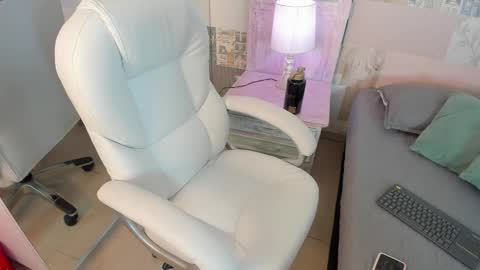 Hillary online show from October 30, 3:07 am