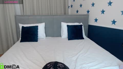 hilleva online show from March 7, 10:10 pm