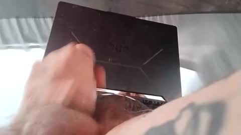 hilo420420 online show from October 26, 9:58 pm