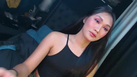 yuricah online show from January 10, 5:15 am