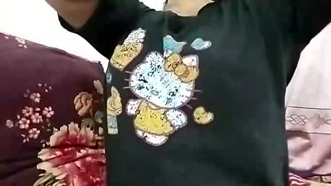 himuhimu22 online show from December 19, 11:00 pm