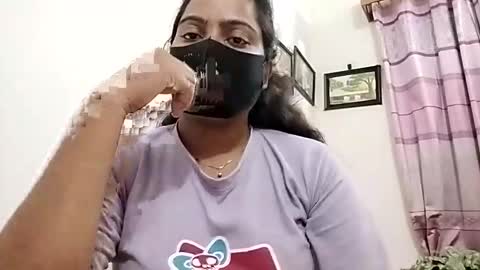 himuhimu22 online show from February 24, 5:27 pm