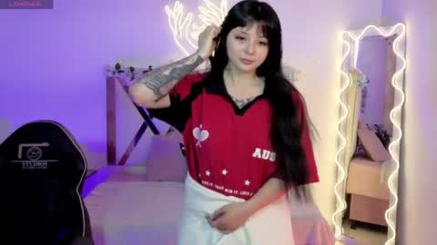 HINNA online show from April 27, 3:37 am