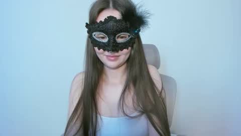 hioca online show from March 9, 7:35 am