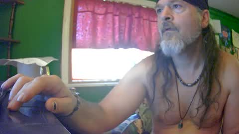 hippiedad333 online show from July 12, 11:30 pm