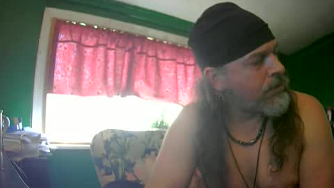 hippiedad333 online show from June 30, 8:07 pm