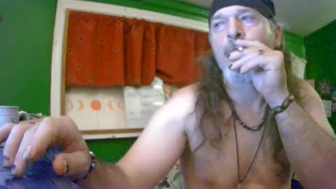 hippiedad333 online show from June 29, 2:52 am