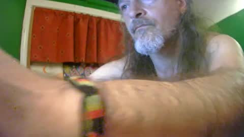 hippiedad333 online show from June 16, 4:27 am