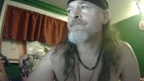 hippiedad333 online show from July 4, 5:11 am