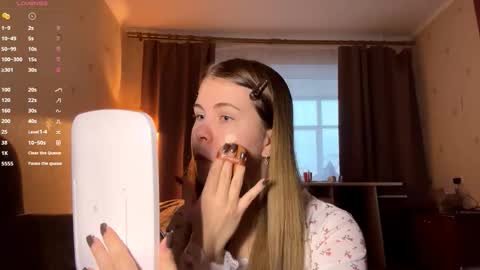 I am Amy ntmu Lets hit 10 Thumbs Up together online show from December 20, 1:07 pm