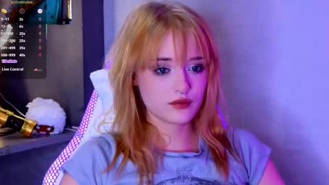 Snapshot of hisoka__akerley chatting on September 13, 5:26 pm Ella online show from September 13, 5:26 pm