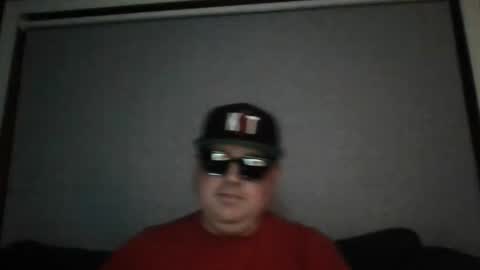 holden_minutz online show from May 3, 5:02 am