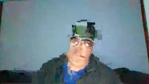 holden_minutz online show from June 10, 8:02 am