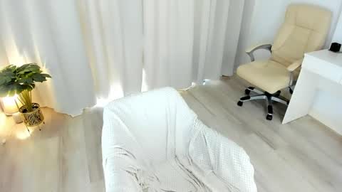 Amy online show from July 14, 10:21 am