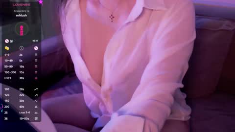 Molly online show from December 18, 1:50 pm