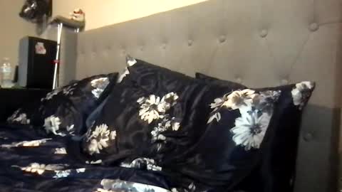 HOLLYWOODSEXXX online show from March 12, 1:59 pm