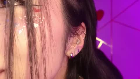 holly online show from March 11, 3:09 am