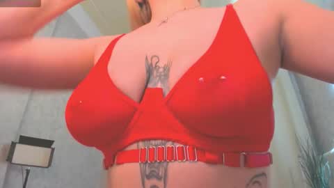 Emma online show from March 18, 1:11 am