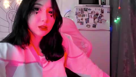 Ho Lee Sheet online show from January 18, 6:17 pm