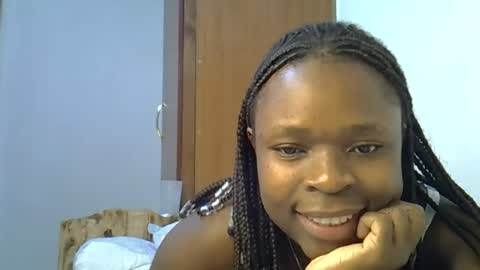 holy_ebony online show from July 28, 6:53 pm