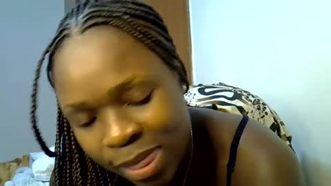 holy_ebony online show from July 7, 4:33 pm