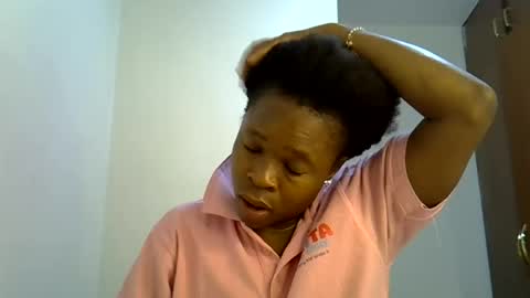 holy_ebony online show from June 22, 6:10 am
