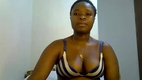 holy_ebony online show from July 1, 6:38 pm