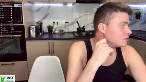 holy_eggs_00 online show from October 14, 5:38 pm